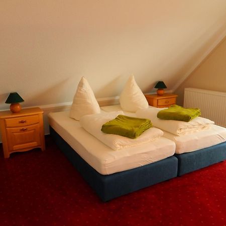 Messeapartment, Messezimmer Зенде Номер фото